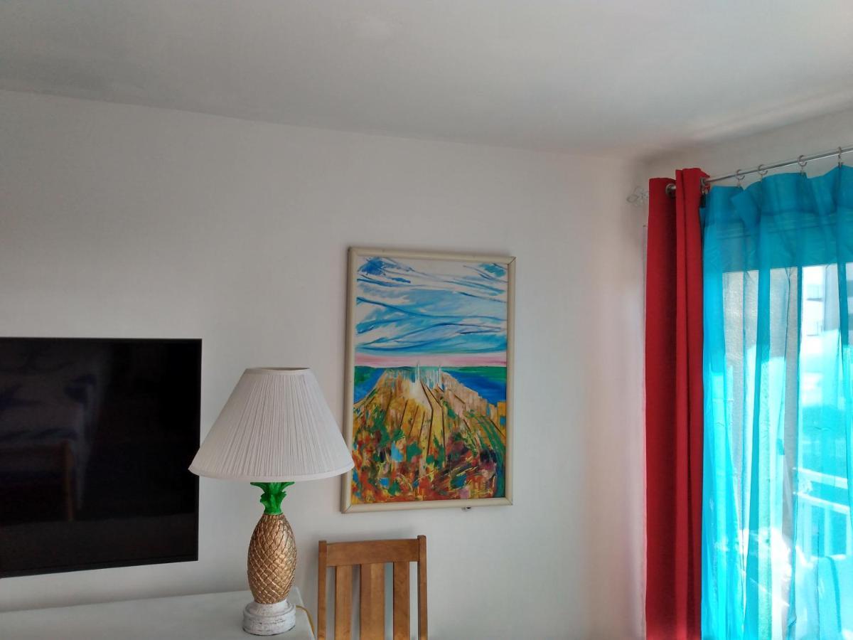 شقة Ocean Balmy Warm Healing Breeze Under Sapphire Sky Year Round On Sunny Balcony دايتونا بيتش المظهر الخارجي الصورة