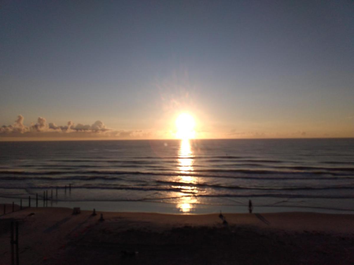 شقة Ocean Balmy Warm Healing Breeze Under Sapphire Sky Year Round On Sunny Balcony دايتونا بيتش المظهر الخارجي الصورة